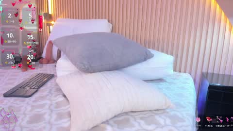 Snapshot of crystal_star16 chatting on April 2026 08:42:02 PM Chris online show from April 2026 08:42:02 PM