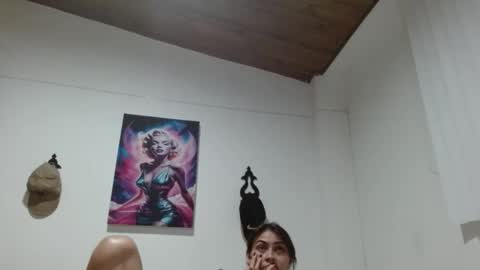 Crystal Blaze online show from April 2026 12:46:02 AM