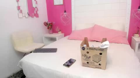 Snapshot of crystal_watson0 chatting on May 2026 01:30:02 PM Milf Latina online show from May 2026 01:30:02 PM