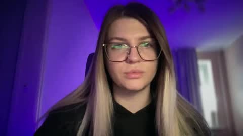 Snapshot of crystalblush01 chatting on March 2026 02:09:01 PM crystalblush01 online show from March 2026 02:09:01 PM