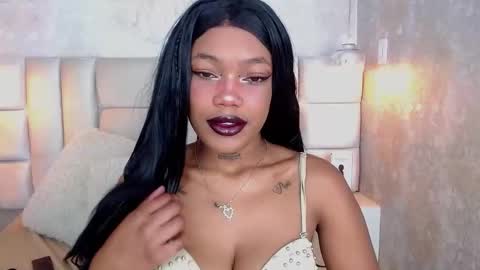 Crystal online show from September 2025 08:52:02 PM