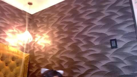 Crystal online show from October 2025 11:24:02 PM