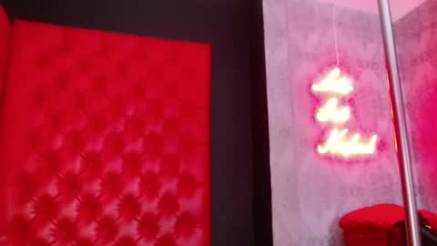 Crystal online show from November 2025 10:04:02 PM