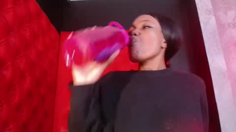 Crystal online show from November 2025 11:59:02 PM