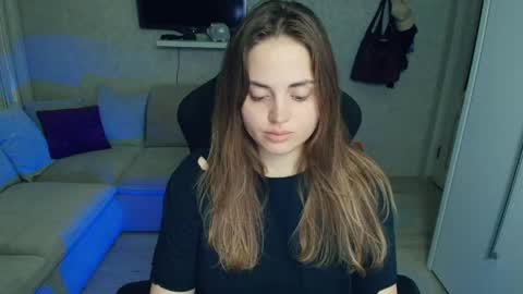Snapshot of crystalemily chatting on April 2026 07:20:02 PM crystalemily online show from April 2026 07:20:02 PM
