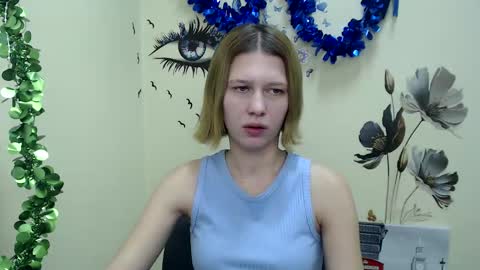 Stella online show from December 2024 01:32:01 PM