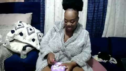 crystaljes online show from January 2025 10:52:01 PM