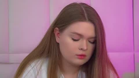 Snapshot of crystallyons chatting on March 2026 06:23:02 PM Crystal online show from March 2026 06:23:02 PM