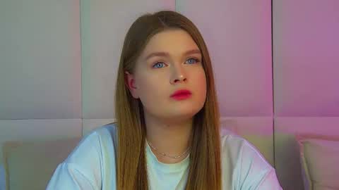 Snapshot of crystallyons chatting on March 2026 07:06:02 PM Crystal online show from March 2026 07:06:02 PM