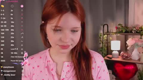 Snapshot of crystalrossy chatting on March 2026 04:54:01 PM Morry online show from March 2026 04:54:01 PM