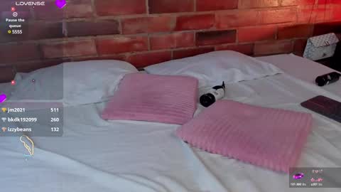 Soy Crystal online show from March 2025 04:11:01 PM