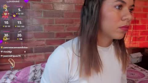 Soy Crystal online show from March 2025 01:07:01 PM