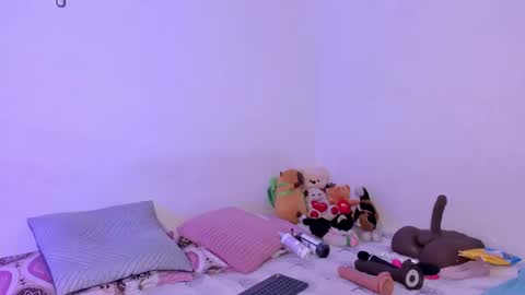 Soy Crystal online show from October 2025 12:13:02 PM