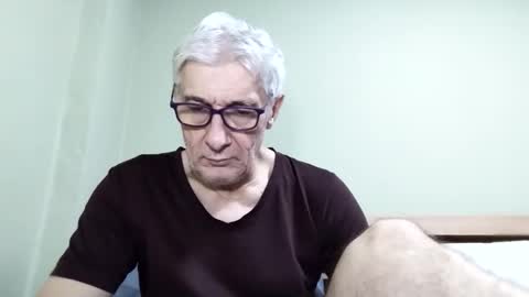 BIG UNCUT HARD COCK online show from November 2025 12:24:02 AM