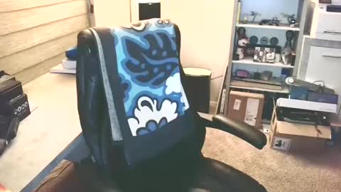 Yup... kinda old but Stop in and say hello online show from October 2025 04:02:01 AM