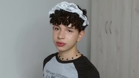 Cuddly online show from January 2025 02:49:02 AM