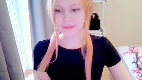 Snapshot of cuddlymisa chatting on March 2026 06:19:01 AM Misa. online show from March 2026 06:19:01 AM