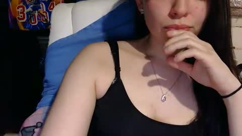 Snapshot of cum4angela chatting on May 2026 05:25:01 AM Angela online show from May 2026 05:25:01 AM