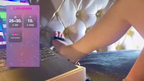 Snapshot of cum_all_over_mmee chatting on September 2025 05:23:01 PM im KIM new girl to spoil online show from September 2025 05:23:01 PM