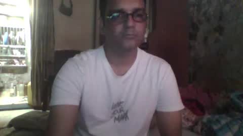 Snapshot of cum_l chatting on December 2025 02:40:01 AM Noha online show from December 2025 02:40:01 AM