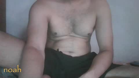 Snapshot of cum_l chatting on April 2026 07:36:01 AM Noha online show from April 2026 07:36:01 AM