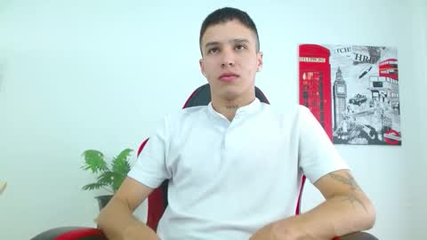 cumandres online show from December 2025 02:48:01 PM