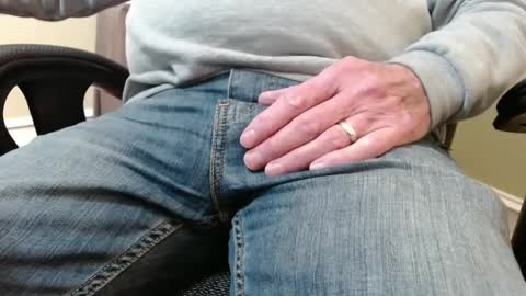 Snapshot of cumazur chatting on December 2024 08:04:01 PM cumazur online show from December 2024 08:04:01 PM