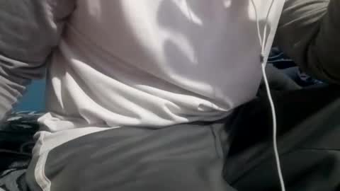 Snapshot of cumbian_chero chatting on March 2026 08:25:01 AM cumbian_chero online show from March 2026 08:25:01 AM