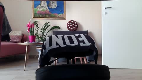 Snapshot of cumcumcum2015 chatting on April 2026 08:34:01 AM cumcumcum2015 online show from April 2026 08:34:01 AM