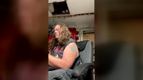 Snapshot of cumdaddyy92 chatting on January 2026 06:05:01 AM cumdaddyy92 online show from January 2026 06:05:01 AM