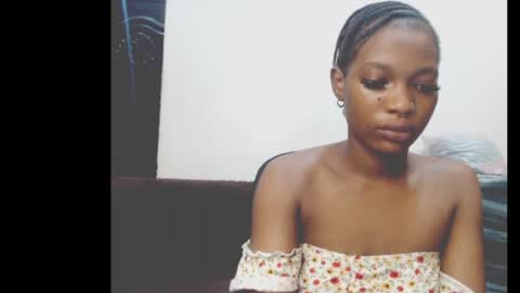 Snapshot of cumebony_petit chatting on April 2026 05:30:01 PM cumebony_petit online show from April 2026 05:30:01 PM