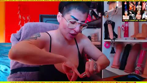 cuminmenowbby online show from February 2025 12:05:02 PM