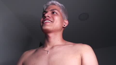 Snapshot of cumjuicy chatting on February 2025 03:19:01 AM Sebby online show from February 2025 03:19:01 AM