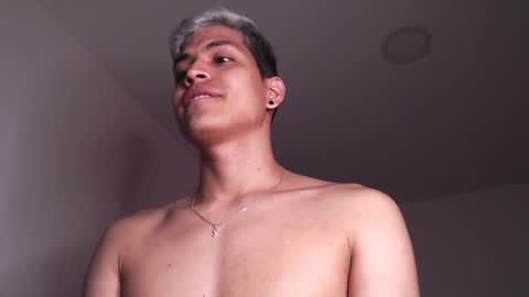 Snapshot of cumjuicy chatting on February 2025 05:36:02 PM Sebby online show from February 2025 05:36:02 PM