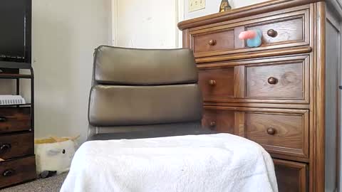 Charlie Mitchell   online show from December 2024 06:10:01 PM