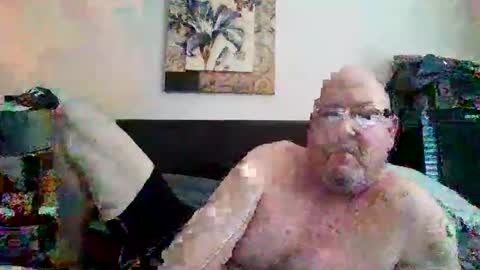 Snapshot of cumsalot55797187 chatting on February 2025 06:43:02 PM cumsalot55797187 online show from February 2025 06:43:02 PM