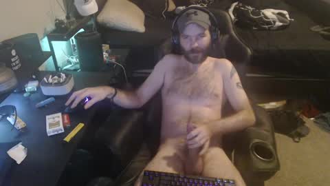 Snapshot of cumslinger2003 chatting on December 2024 02:14:02 PM cumslinger2003 online show from December 2024 02:14:02 PM