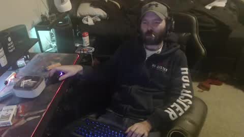 Snapshot of cumslinger2003 chatting on January 2025 02:14:01 PM cumslinger2003 online show from January 2025 02:14:01 PM