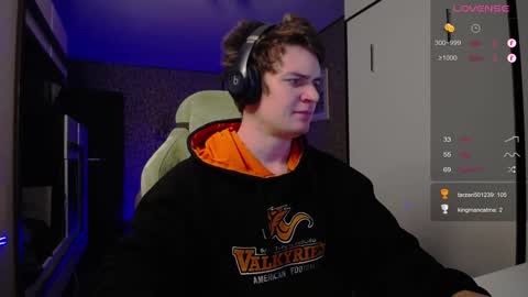 Snapshot of cumzan_ chatting on February 2025 01:22:01 PM Tarzan online show from February 2025 01:22:01 PM