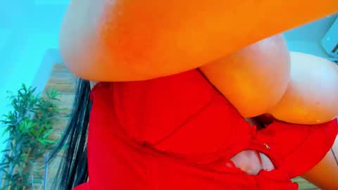 Snapshot of cupcake_izzy chatting on February 2026 06:18:02 AM cupcake_izzy online show from February 2026 06:18:02 AM