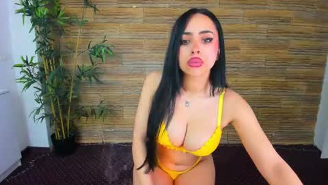 Snapshot of cupcake_izzy chatting on March 2026 05:44:01 AM cupcake_izzy online show from March 2026 05:44:01 AM