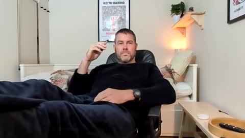 Adam online show from November 2025 01:19:01 AM