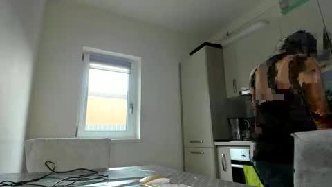 maria  alex online show from November 2025 12:27:02 PM