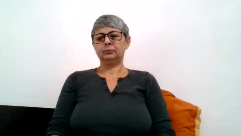 couple online show from December 2024 02:47:02 PM