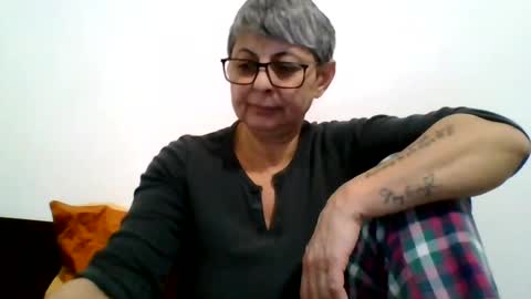 couple online show from December 2024 05:51:02 PM