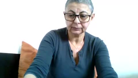 couple online show from January 2025 01:29:01 PM