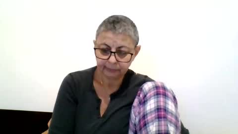 couple online show from January 2025 05:48:01 PM