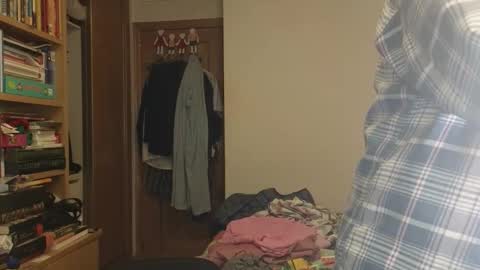 Snapshot of curiosillo1983 chatting on October 2025 04:08:02 PM curiosillo1983 online show from October 2025 04:08:02 PM