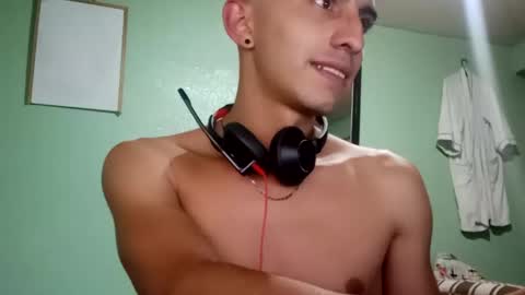 Ian online show from February 2025 01:44:02 AM