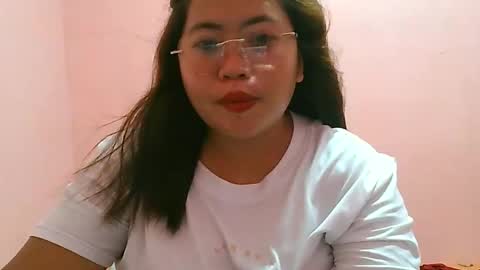 Snapshot of curious_girl247 chatting on May 2026 10:34:02 AM curious_girl247 online show from May 2026 10:34:02 AM